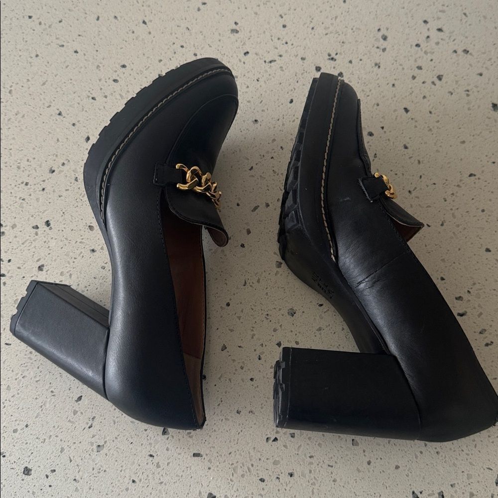 Naturalizer Callie-Moc Black Leather Block Heel Loafers Gold Chain Size 9.5 EUC - Picture 4 of 12